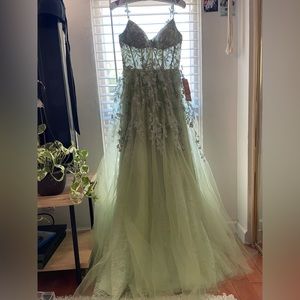 Fairytale prom dress w/ corset.